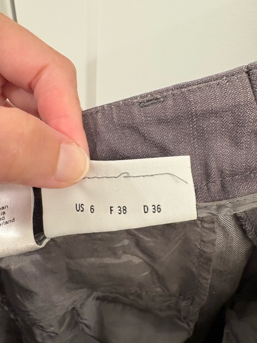 Akris Punto Minimalist Grey Cotton Viscose Pintuck Cropped Pants Size 6 - Picture 15 of 16
